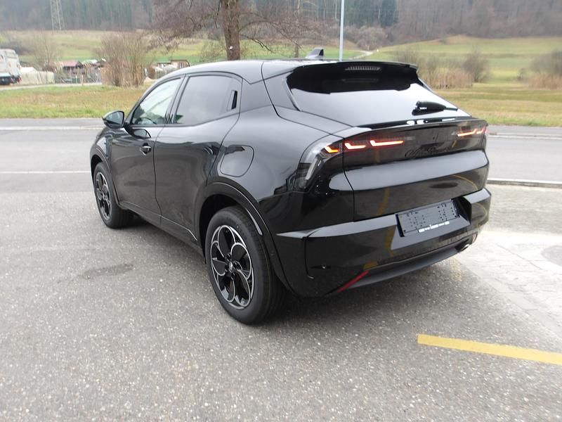 Neu Alfa Romeo GT Junior 146 PS (107 kW) 2025