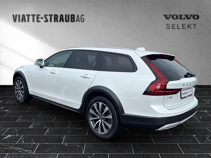 Gebraucht Volvo V90 CC Plus 264 PS (194 kW) 2024 Weiss Kombi
