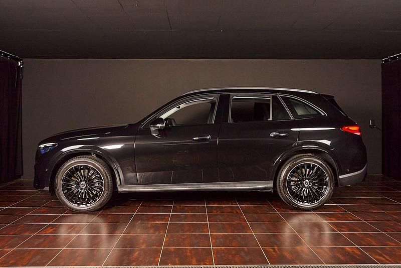 Gebraucht Mercedes GLC450 367 PS (269 kW) 2024
