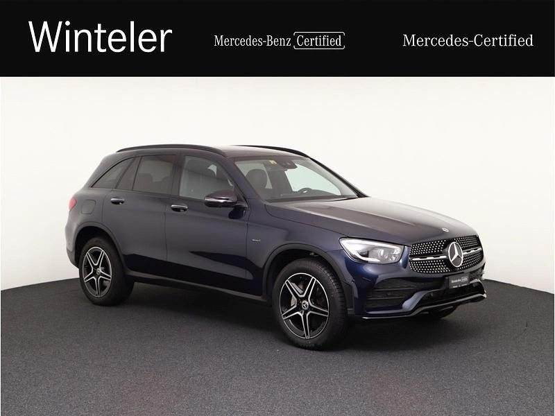 Gebraucht Mercedes GLC300e AMG line 195 PS (143 kW) 2021 Blau SUV