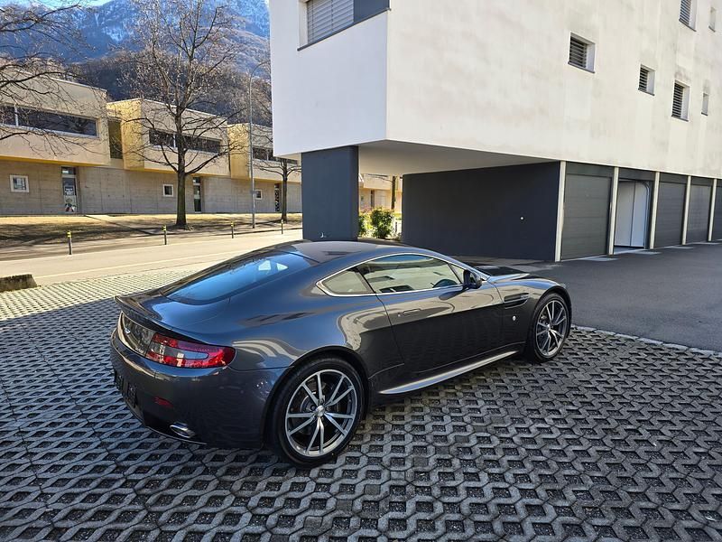 Gebraucht Aston Martin V8 Vantage 426 PS (313 kW) 2017 Coupé
