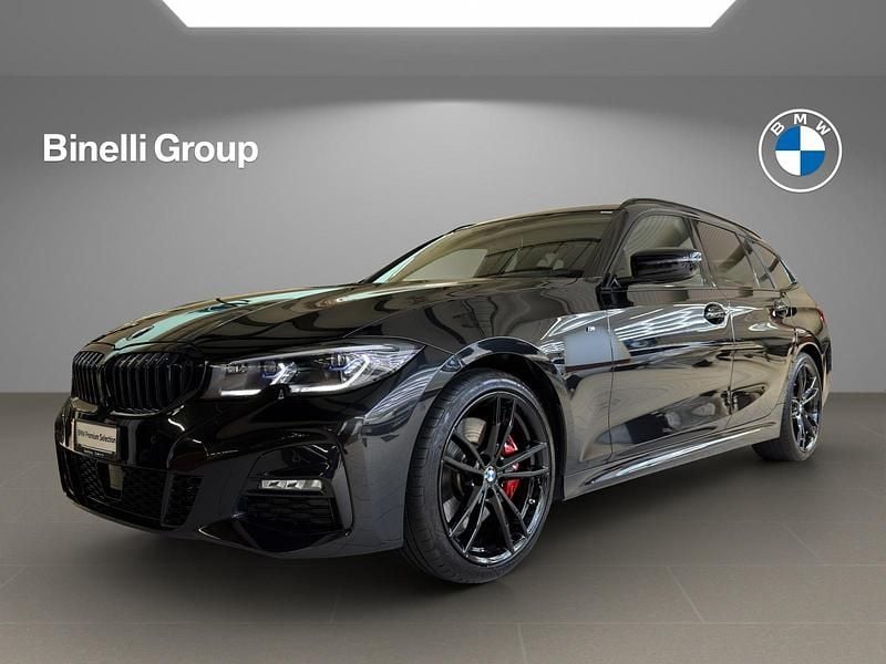 Schwarz Gebraucht 2021 BMW 320e M Sport Kombi | CHF 39’900 (Teuer) - Bild 1/4