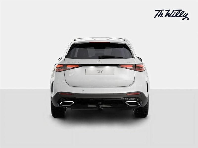 Neu Mercedes GLC450 AMG line 390 PS (286 kW) 2025 Weiss SUV