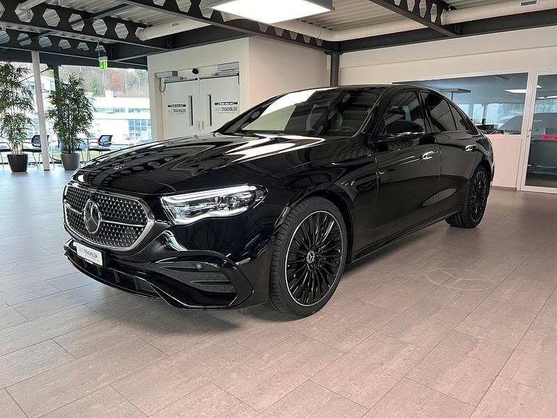 Neu Mercedes E220 AMG line 220 PS (161 kW) 2025 Schwarz Limousine