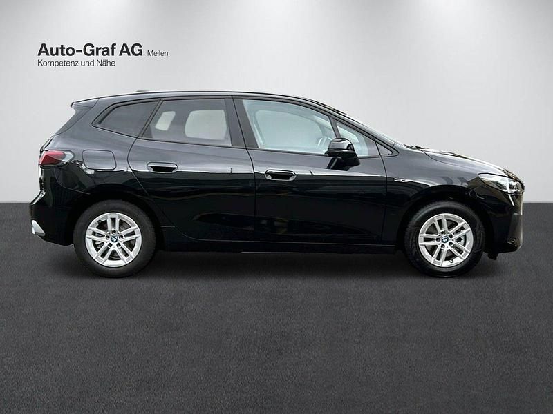 Gebraucht BMW 225 Active Tourer Comfort Edition 245 PS (180 kW) 2022 Schwarz Van / Kleinbus