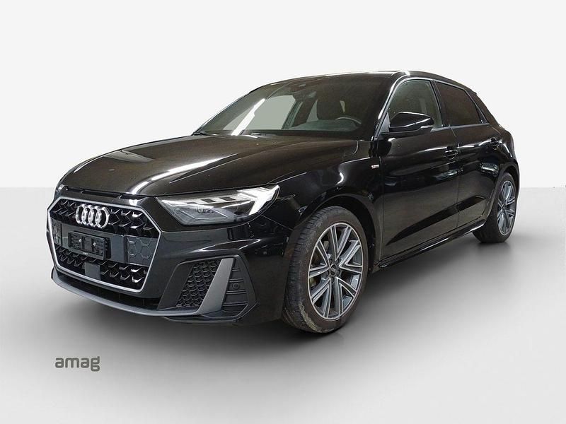 Gebraucht Audi A1 Sportback Attraction 110 PS (80 kW) 2021 Mythosschwarzmythosschwarz Kleinwagen
