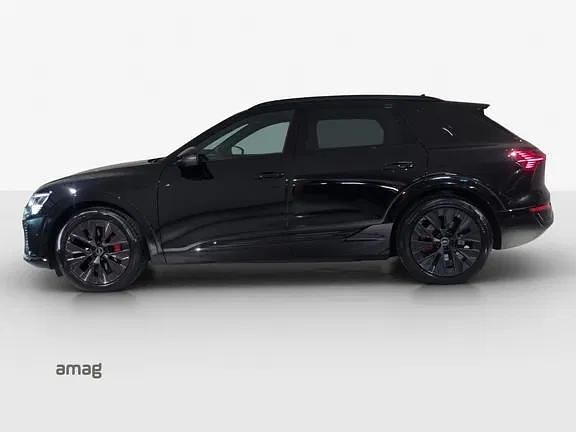 Gebraucht Audi Q8 e-tron Black Edition 300 kW (408 PS) 2023 Mythosschwarz metallic SUV
