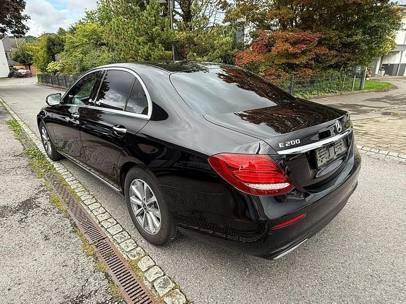 Gebraucht Mercedes E200 Avantgarde 184 PS (135 kW) 2018 Limousine