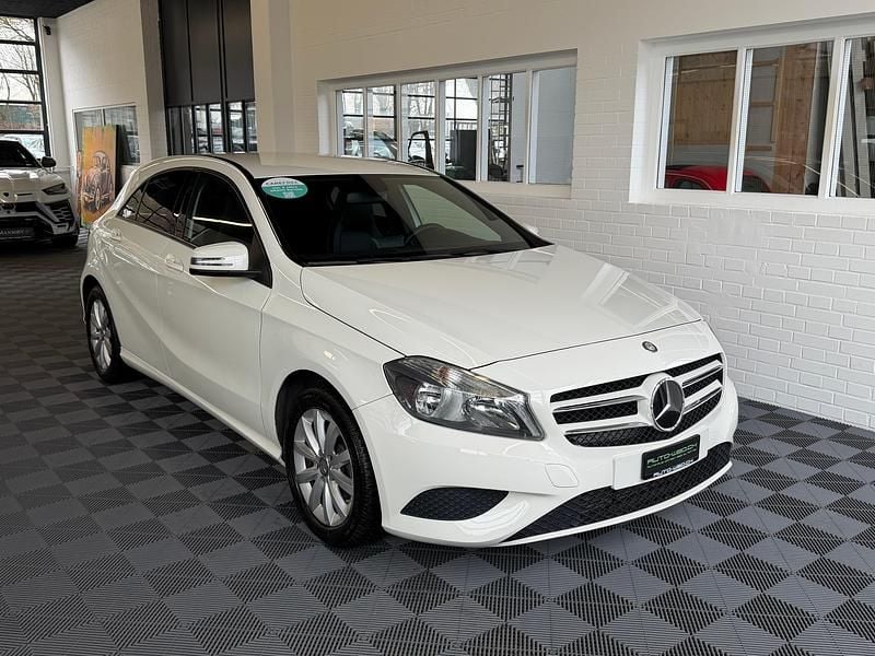 Gebraucht Mercedes A200 Style 136 PS (100 kW) 2015 Limousine