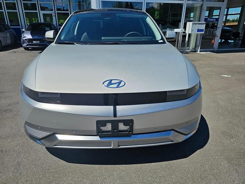 Neu Hyundai Ioniq 239 kW (325 PS) 2025 Gold Kleinwagen