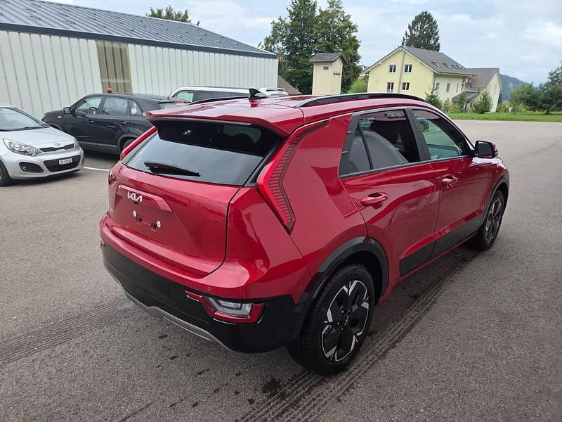 Gebraucht Kia e-Niro Style 150 kW (204 PS) 2024 Bordeaux SUV