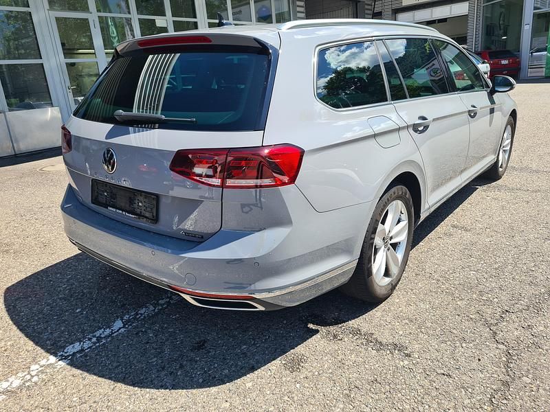 Gebraucht VW Passat Edition 200 PS (147 kW) 2023 Kombi