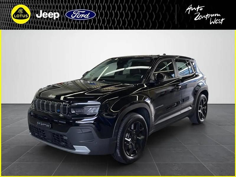 Schwarz Gebraucht 2025 Jeep Avenger EV Altitude SUV | CHF 30’850 - Bild 1/4