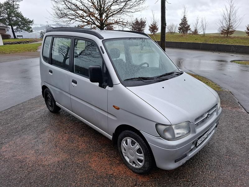 Gebraucht Daihatsu Move 55 PS (40 kW) 2000 Van / Kleinbus