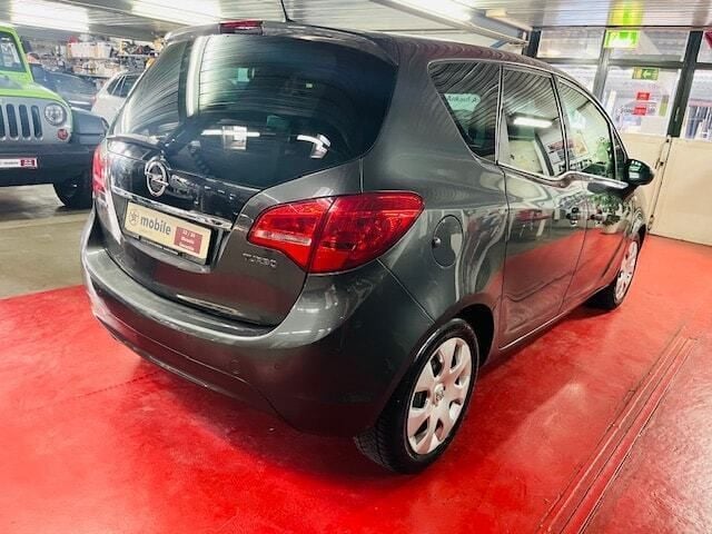 Gebraucht Opel Meriva Color Edition 140 PS (102 kW) 2012 Van / Kleinbus