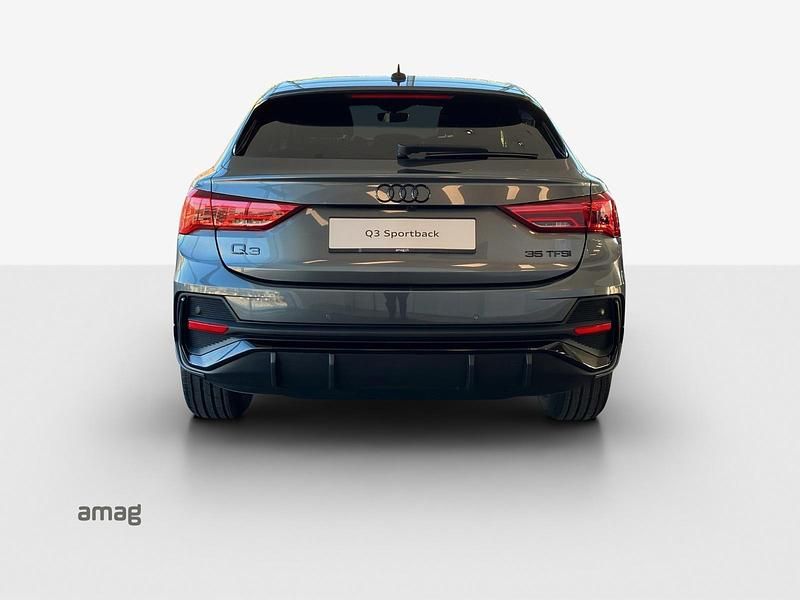 Gebraucht Audi Q3 Sportback Attraction 150 PS (110 kW) 2025 Daytonagrau perleffekt SUV