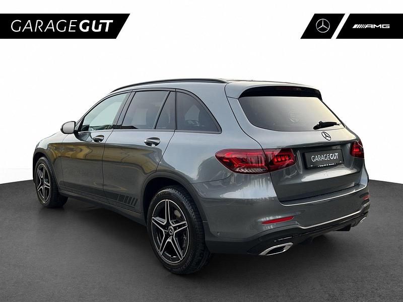 Gebraucht Mercedes GLC200 AMG line 197 PS (144 kW) 2021 SUV