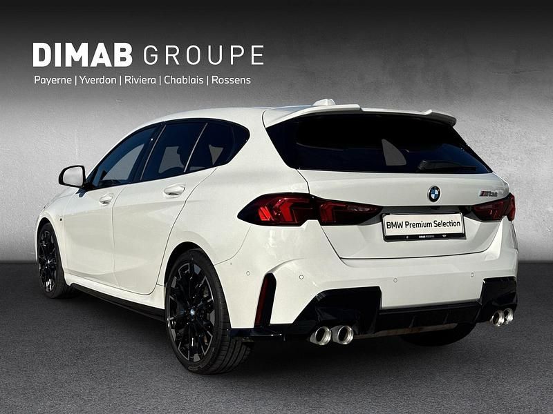 Gebraucht BMW M135 Performance 300 PS (220 kW) 2024 Weiss Kleinwagen