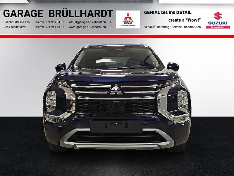 Neu Mitsubishi Outlander P-HEV Intense 306 PS (225 kW) 2025 Blau SUV