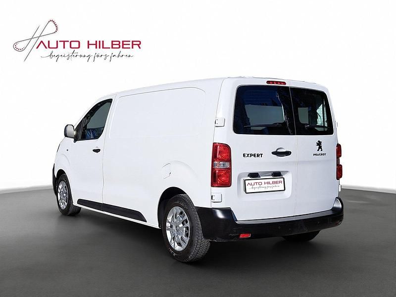 Gebraucht Peugeot Expert Premium 122 PS (89 kW) 2022 Van