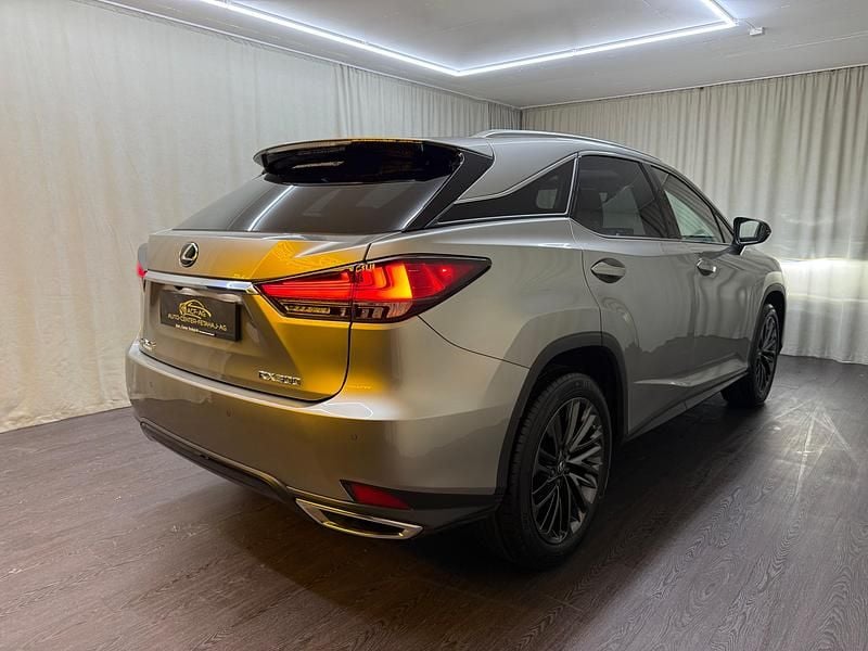 Gebraucht Lexus RX300 238 PS (175 kW) 2023 Grau SUV