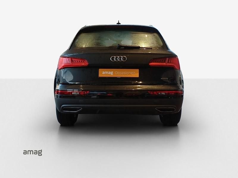 Gebraucht Audi Q5 Ambiente 163 PS (119 kW) 2019 Mythosschwarz metallic SUV