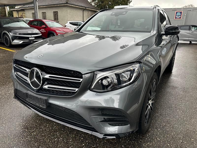 Gebraucht Mercedes GLC250 AMG line 204 PS (150 kW) 2019 SUV