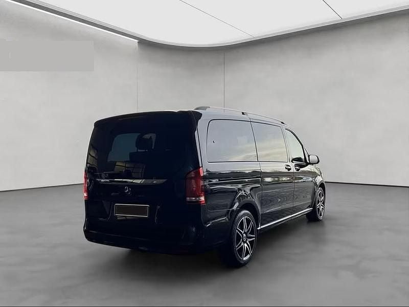 Gebraucht Mercedes V300 Avantgarde 237 PS (174 kW) 2024 Van / Kleinbus