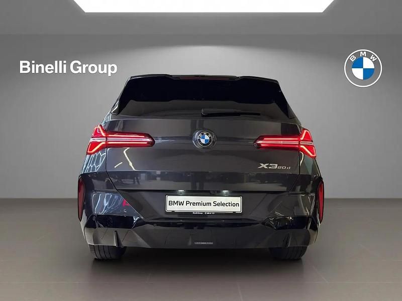 Gebraucht BMW X3 M Sport 197 PS (144 kW) 2026 Gray SUV