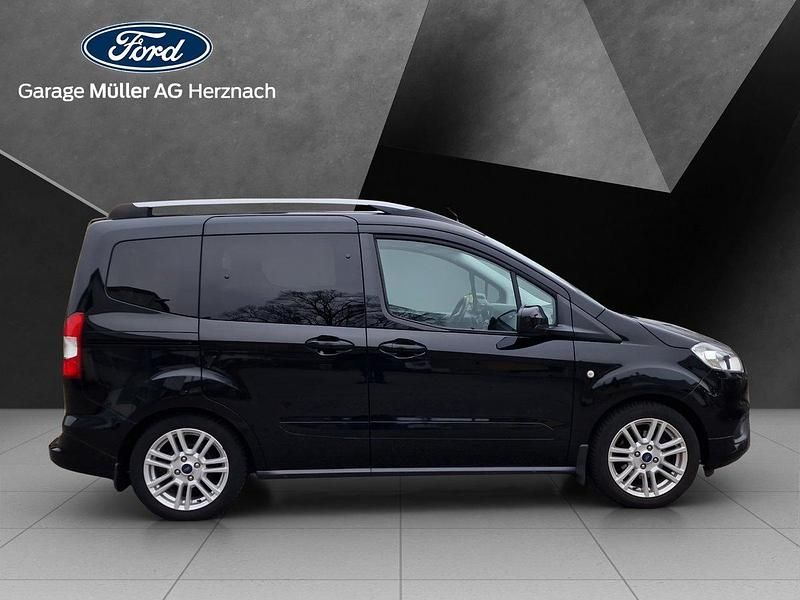 Gebraucht Ford Tourneo Titanium 101 PS (74 kW) 2018 Kombi
