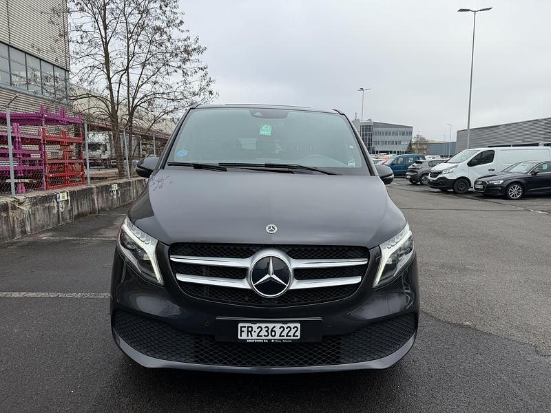 Gebraucht Mercedes V250 190 PS (139 kW) 2022 Van / Kleinbus
