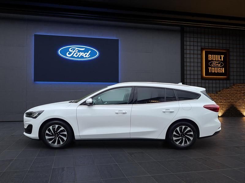Neu Ford Focus Titanium 155 PS (114 kW) 2025 Weiss Kombi