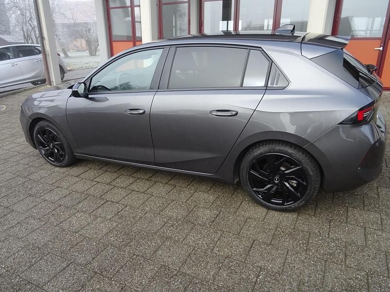 Gebraucht Opel Astra Edition 145 PS (106 kW) 2024