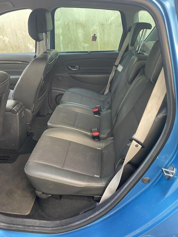 Gebraucht Renault Scénic III Dynamique 140 PS (102 kW) 2013