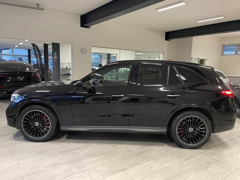 Gebraucht Mercedes GLC300e AMG line 258 PS (189 kW) 2024 SUV