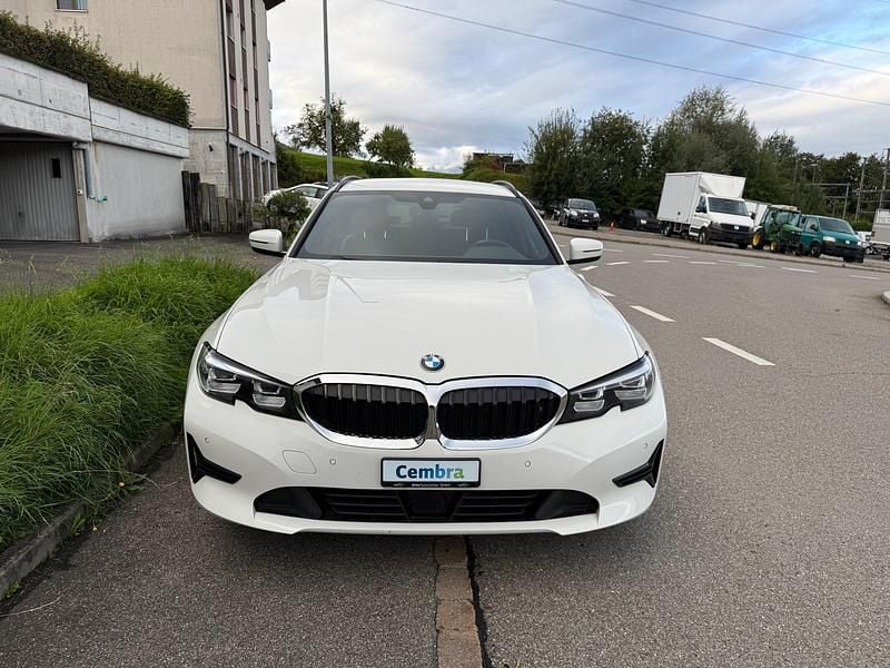 Gebraucht 2022 BMW 320e Kombi | CHF 23’900 (Superpreis) - Bild 1/4