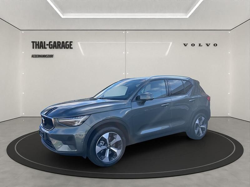 Neu 2025 Volvo XC40 Core SUV | CHF 43’950 - Bild 1/4
