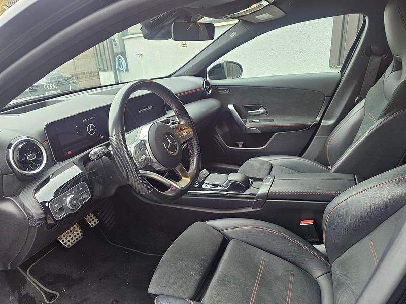 Gebraucht Mercedes A200 AMG line 163 PS (119 kW) 2019