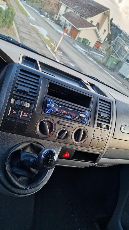 Gebraucht VW T5 131 PS (96 kW) 2008 Van