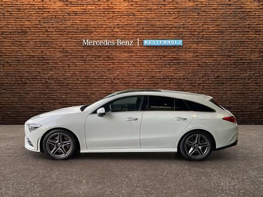 Gebraucht Mercedes CLA250 Shooting Brake AMG line 224 PS (164 kW) 2022 Weiss Kombi