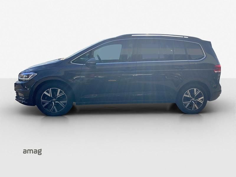 Gebraucht VW Touran Highline 150 PS (110 kW) 2024 Delfingrau metallic Van / Kleinbus