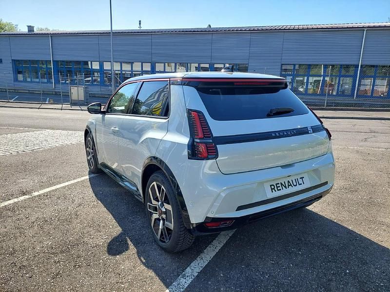 Neu Renault R5 Iconic 110 kW (150 PS) 2025 Kleinwagen