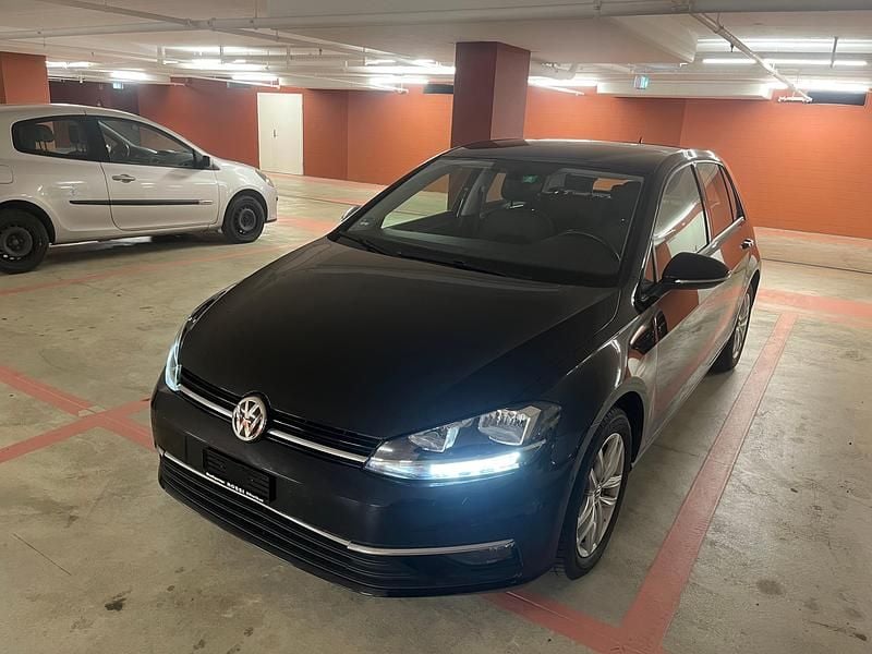 Gebraucht VW Golf VII Comfortline 115 PS (84 kW) 2018