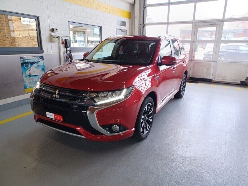 Gebraucht Mitsubishi Outlander P-HEV 121 PS (88 kW) 2016 SUV