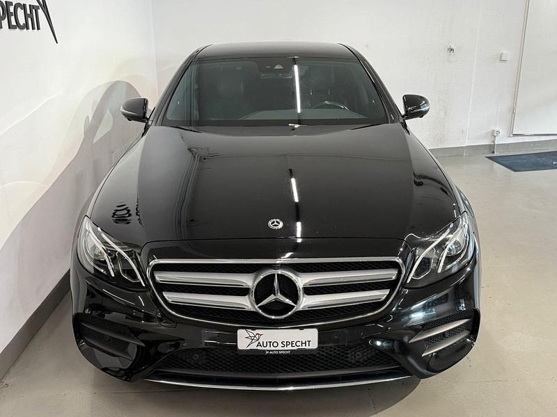 Gebraucht Mercedes E220 AMG line 194 PS (142 kW) 2018 Limousine
