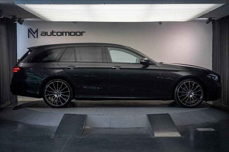 Gebraucht Mercedes E220 AMG line 194 PS (142 kW) 2021 Kombi