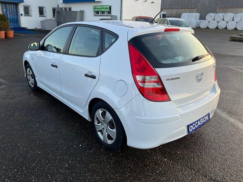 Gebraucht Hyundai i30 Comfort 109 PS (80 kW) 2011 Limousine
