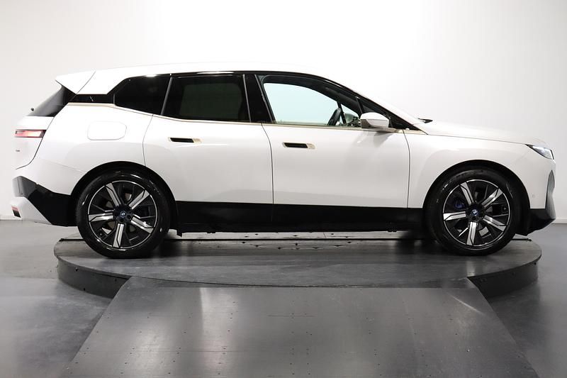 Gebraucht BMW iX Sport Line 384 kW (523 PS) 2023 SUV