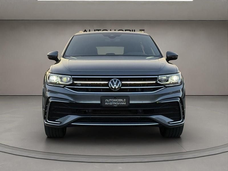 Gebraucht VW Tiguan Allspace R-line 200 PS (147 kW) 2022 SUV