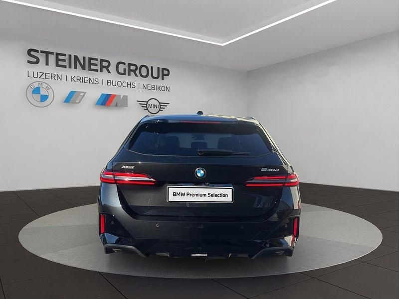 Gebraucht BMW 540 M Sport 303 PS (222 kW) 2025 Schwarz Limousine